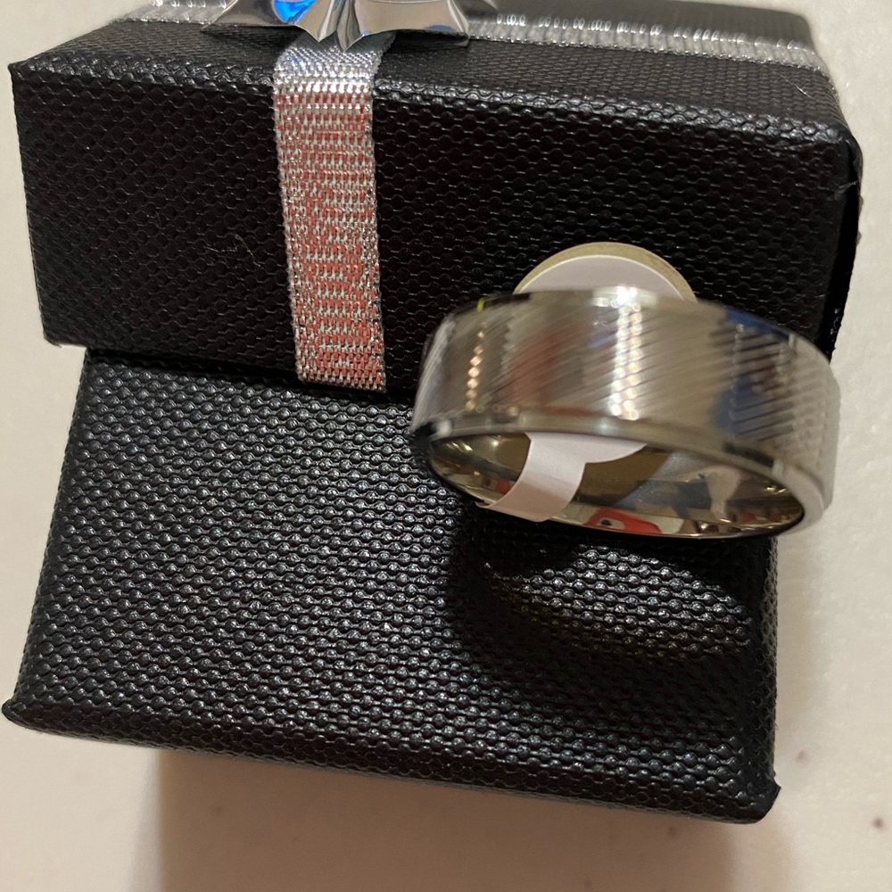 Titanium Diagonal Striped Ring Sz 11